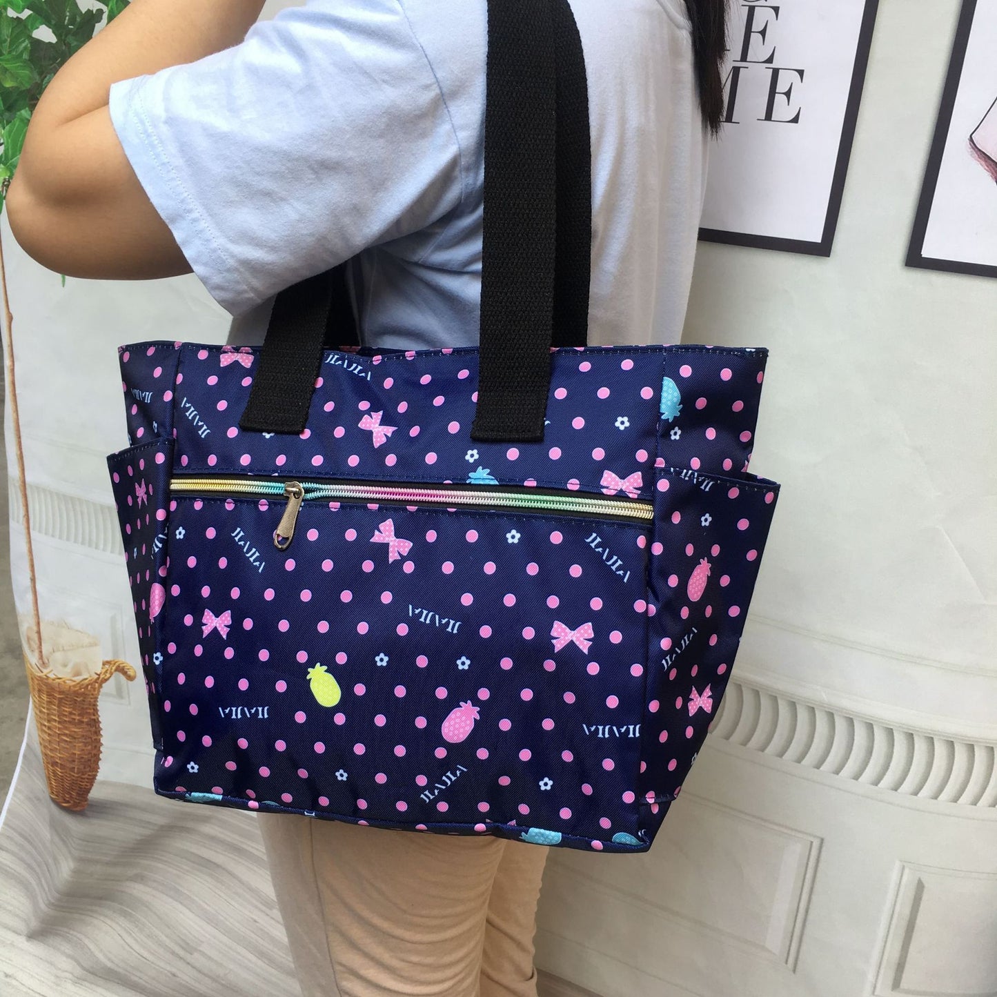 WATER PROOF TOTE BAG