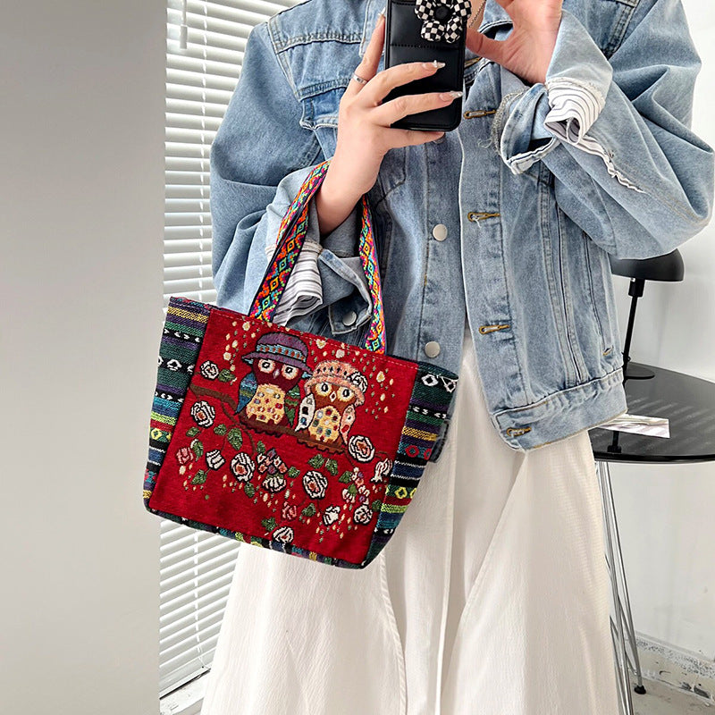 RETRO EMBROIDERY  HAND BAG