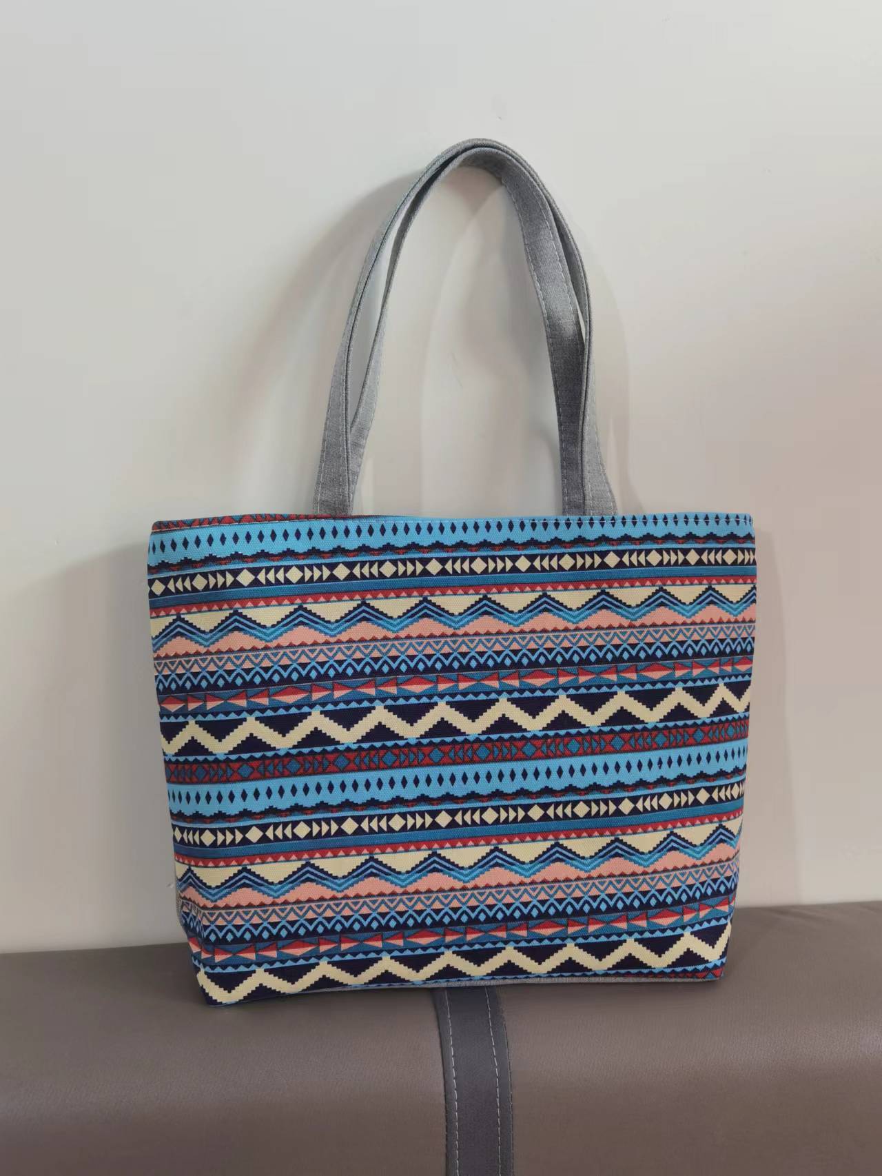 Artistic Design Canvas Totes