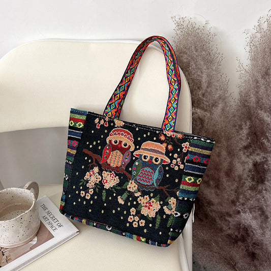 RETRO EMBROIDERY  HAND BAG