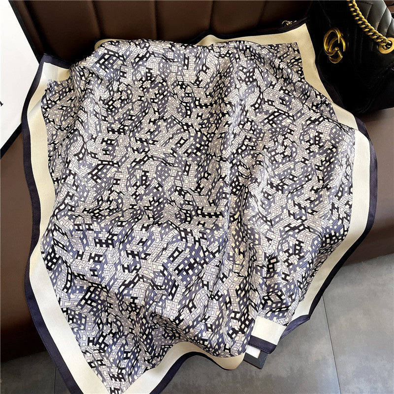 (70CM X 70CM) SILK SCARF BERRY